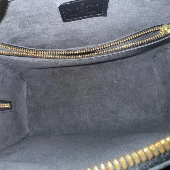 Louis Vuitton Epi Pont Neuf - Black With Gold Hardware - Picture 9 of 12